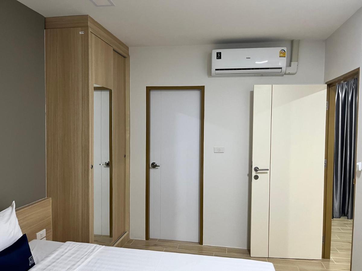 Zayn Express & Suites Bangkok Bagian luar foto