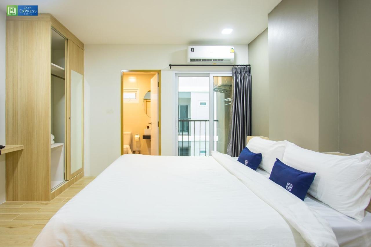Zayn Express & Suites Bangkok Bagian luar foto