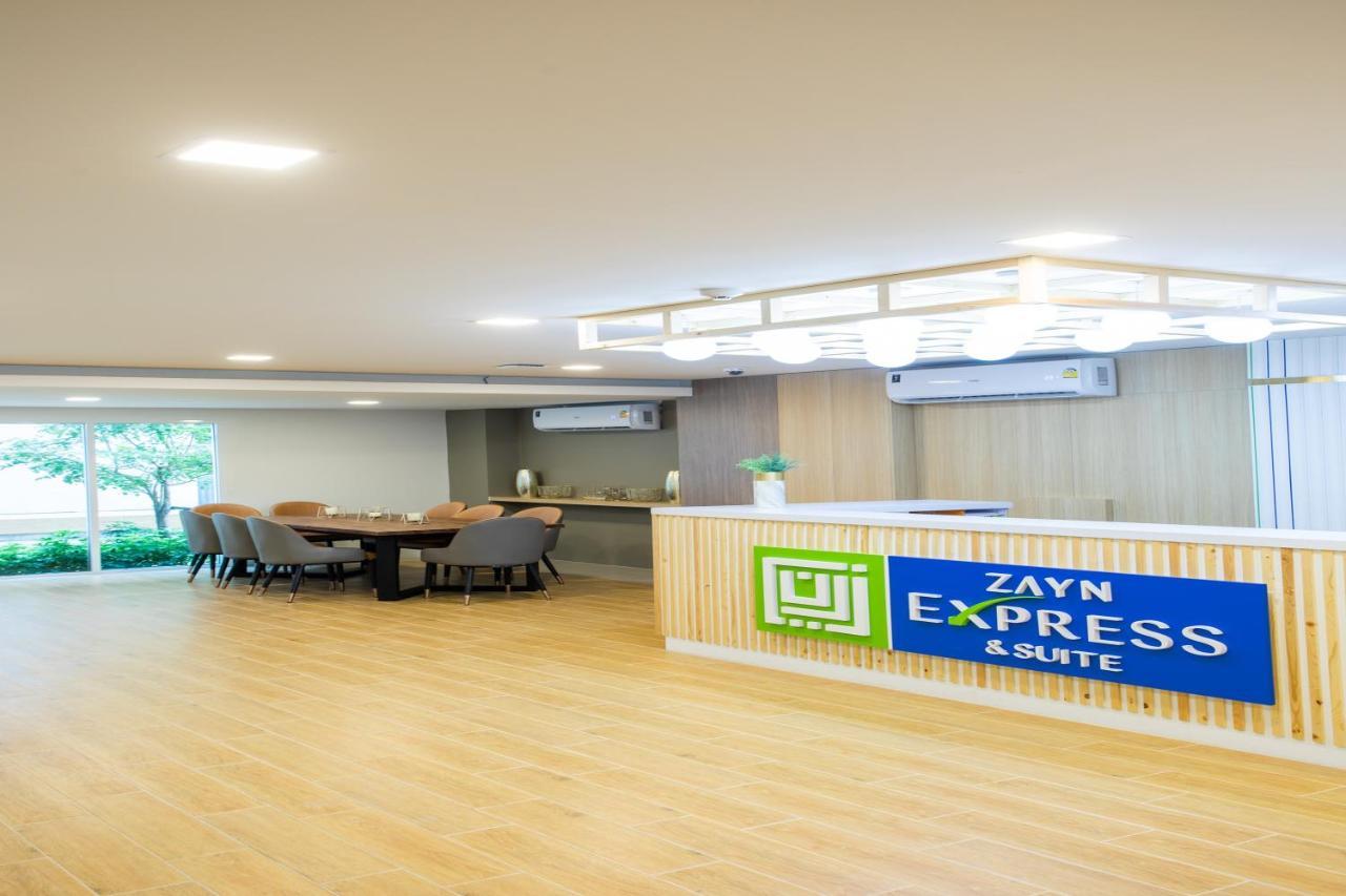 Zayn Express & Suites Bangkok Bagian luar foto